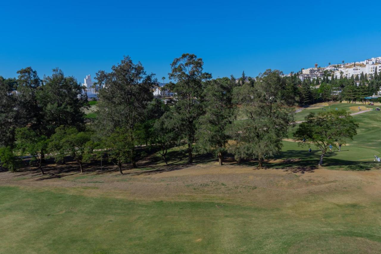 Appartement Limonar Del Golf - Full Option Fuengirola Luaran gambar
